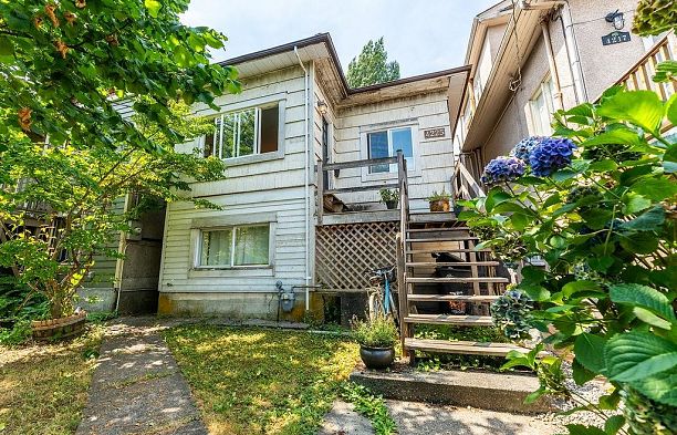 4225 John Street Main