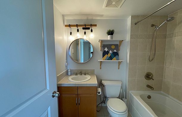 3550 Oak Street Cambie
