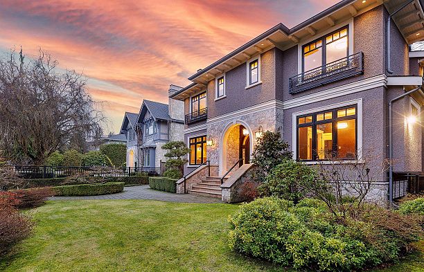 5826 Angus Drive South Granville