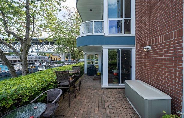 108 1502 Island Park Walk False Creek