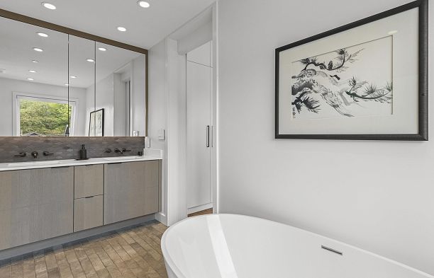 2861 W 13th Avenue Kitsilano