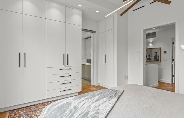 2861 W 13th Avenue Kitsilano