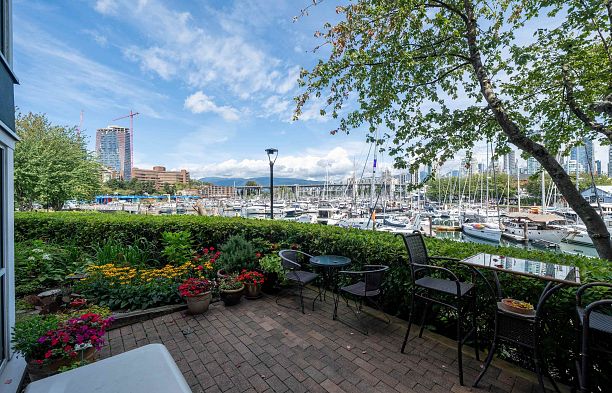 108 1502 Island Park Walk False Creek