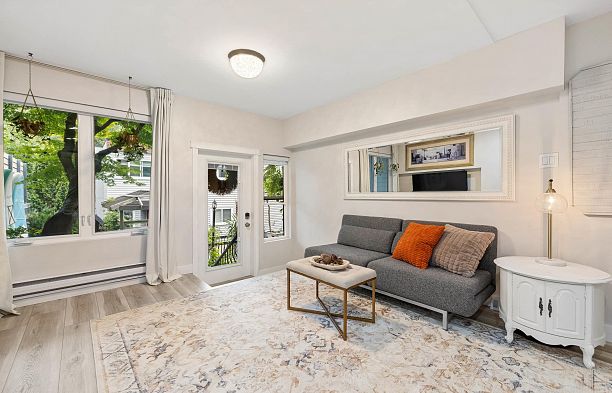 8 1285 Harwood Street West End VW
