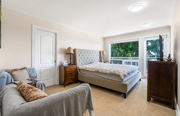 2408 SW Marine Drive Southlands
