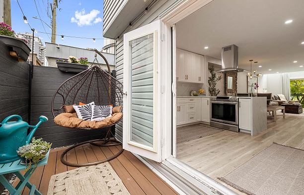 8 1285 Harwood Street West End VW