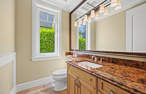4042 W 34th Avenue Dunbar