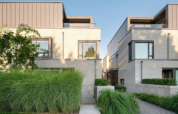 6840 Oak Street South Cambie