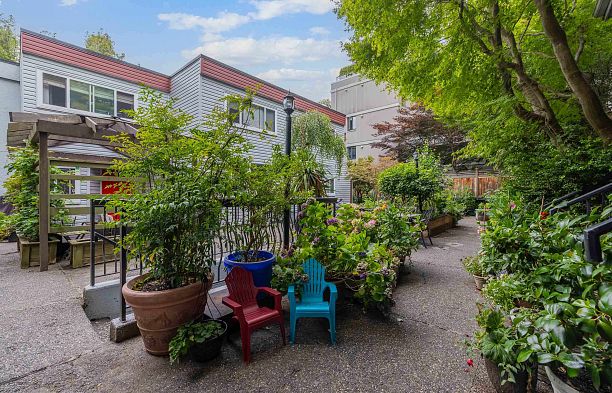 8 1285 Harwood Street West End VW