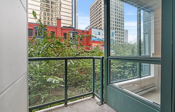 310 1239 W Georgia Street Coal Harbour