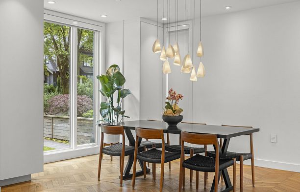 2861 W 13th Avenue Kitsilano