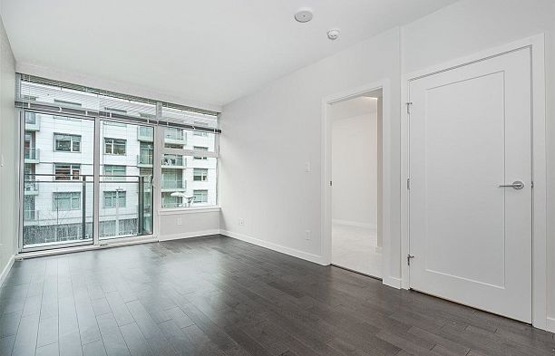515 38 W 1st Avenue False Creek