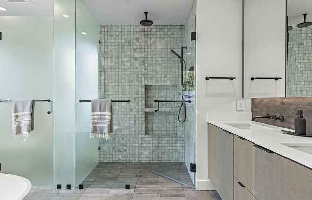 2861 W 13th Avenue Kitsilano