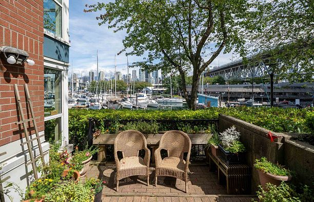 108 1502 Island Park Walk False Creek