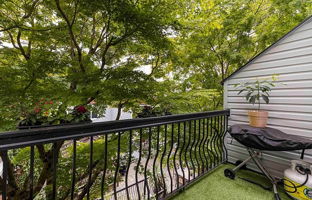 8 1285 Harwood Street West End VW