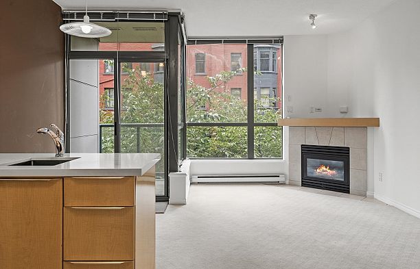 310 1239 W Georgia Street Coal Harbour