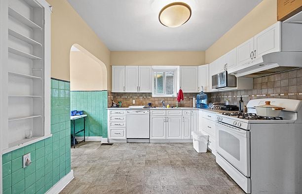 3579 W 18th Avenue Dunbar