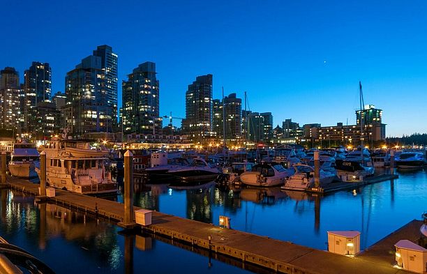 3306 1111 W Pender Street Coal Harbour