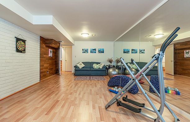 4807 Paton Street Quilchena