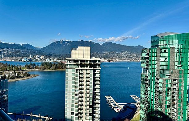 3306 1111 W Pender Street Coal Harbour