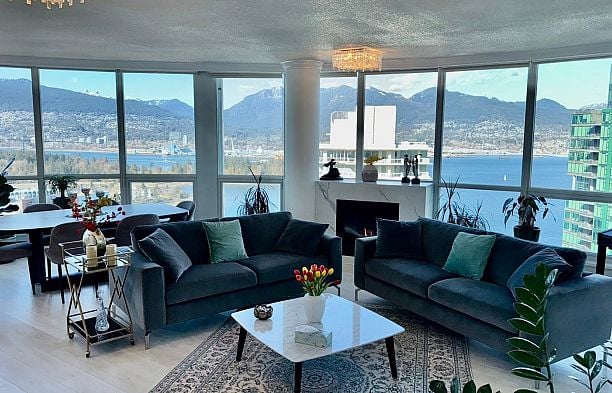 3306 1111 W Pender Street Coal Harbour