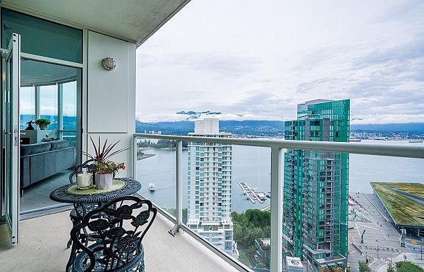 3306 1111 W Pender Street Coal Harbour