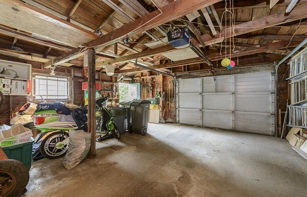 125 E 48th Avenue Main