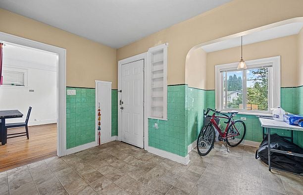 3579 W 18th Avenue Dunbar