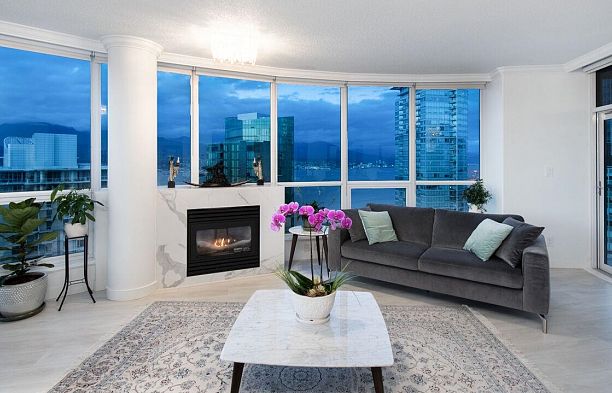 3306 1111 W Pender Street Coal Harbour