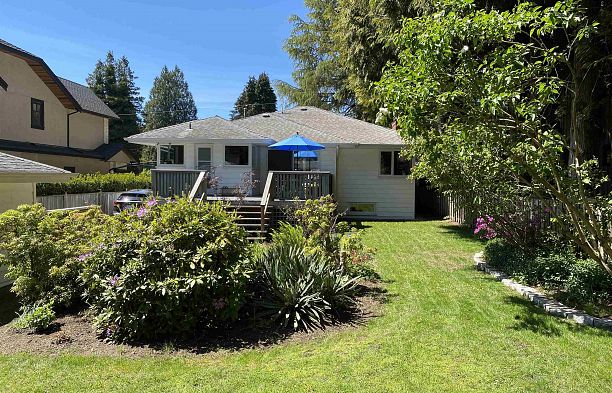 5876 Highbury Street Southlands