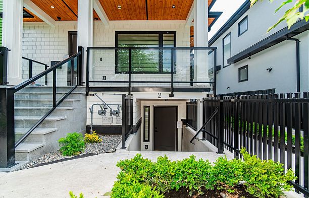 1552 W 66th Avenue S.W. Marine