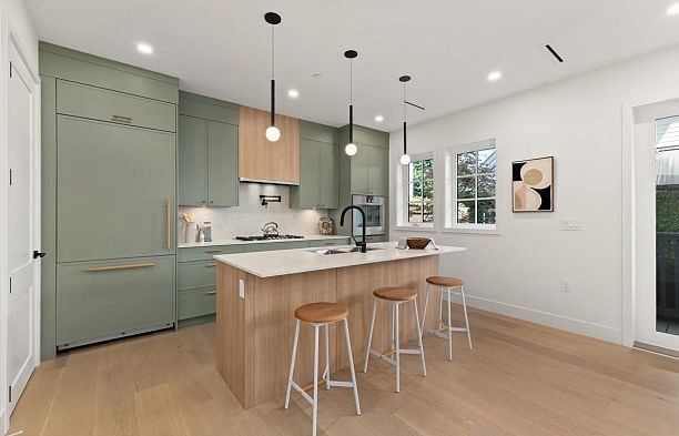 231 W 15th Avenue Mount Pleasant VW
