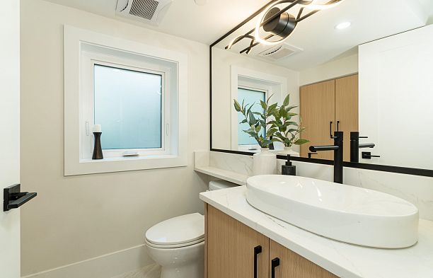 1552 W 66th Avenue S.W. Marine