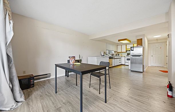 3848 W 38th Avenue Dunbar