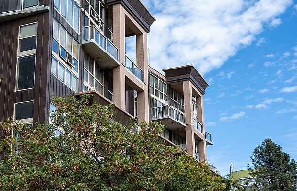 403 1529 W 6th Avenue False Creek
