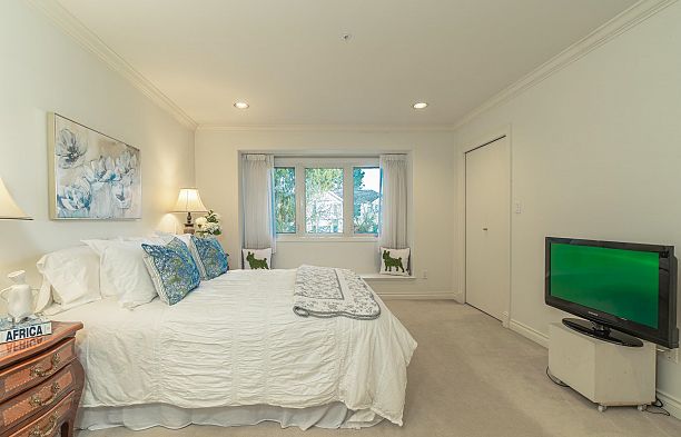 6787 Montgomery Street South Granville