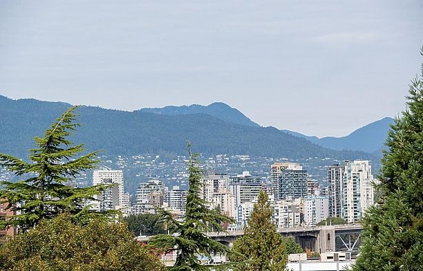 403 1529 W 6th Avenue False Creek