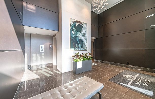 602 1561 W 57th Avenue South Granville