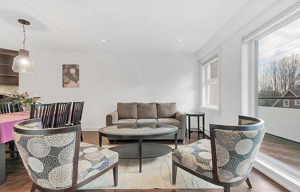 204 3788 W 10th Avenue Point Grey