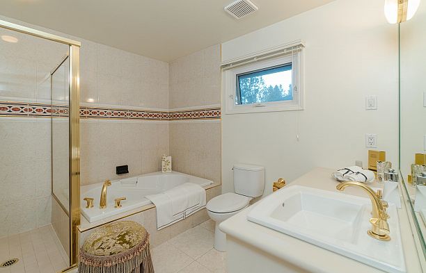 6787 Montgomery Street South Granville