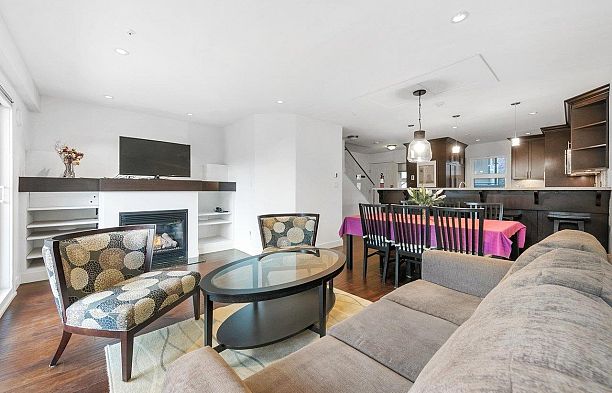 204 3788 W 10th Avenue Point Grey