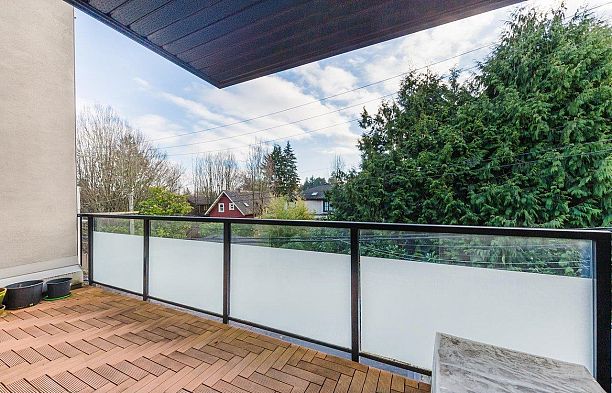 204 3788 W 10th Avenue Point Grey