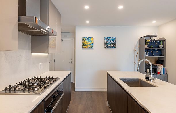 202 477 W 59th Avenue South Cambie