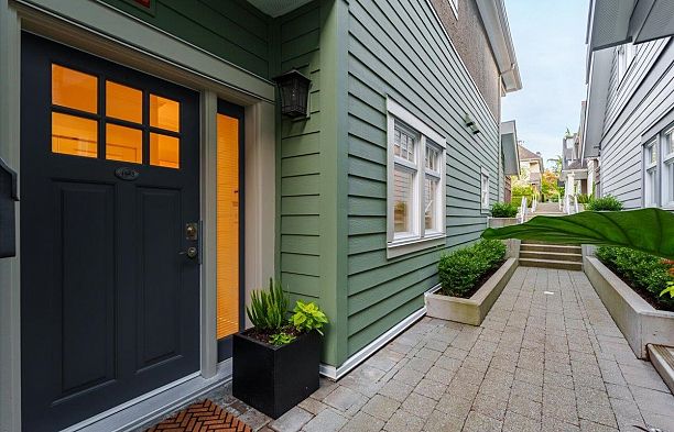 4448 W 8th Avenue Point Grey