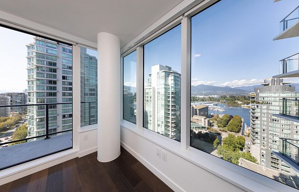 1701 620 Cardero Street Coal Harbour