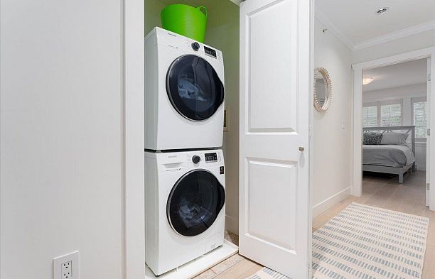 4448 W 8th Avenue Point Grey