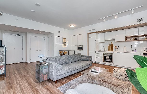 516 1661 Quebec Street Mount Pleasant VE