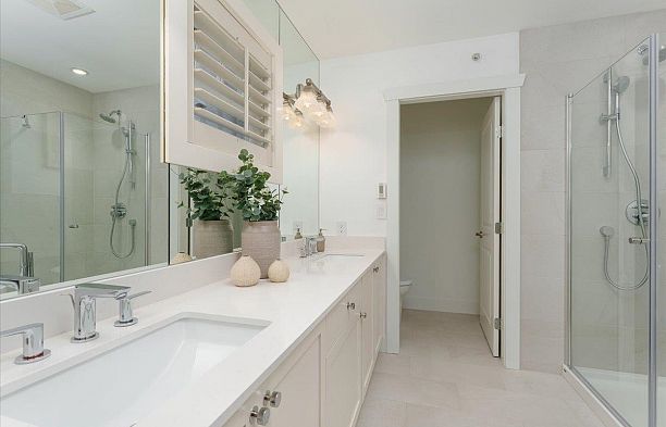 4448 W 8th Avenue Point Grey