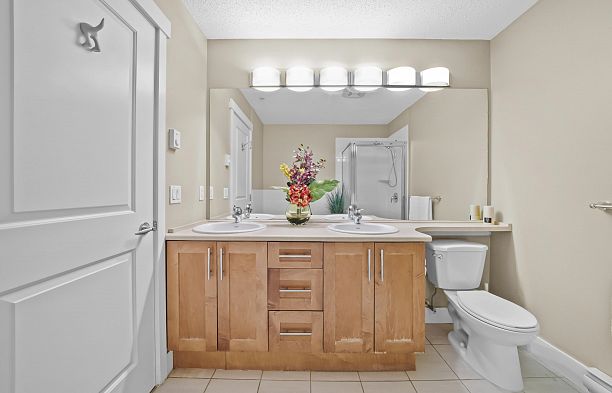 301 4885 Valley Drive Quilchena