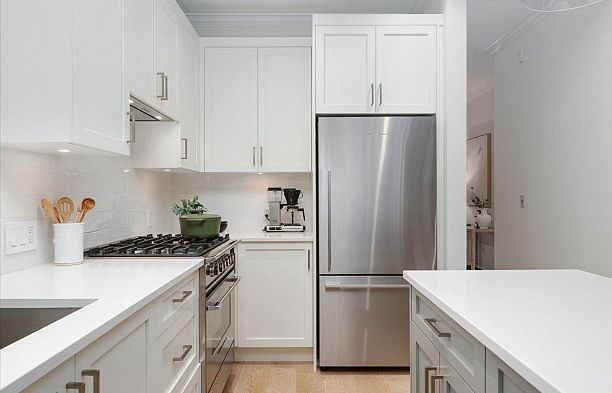 4448 W 8th Avenue Point Grey